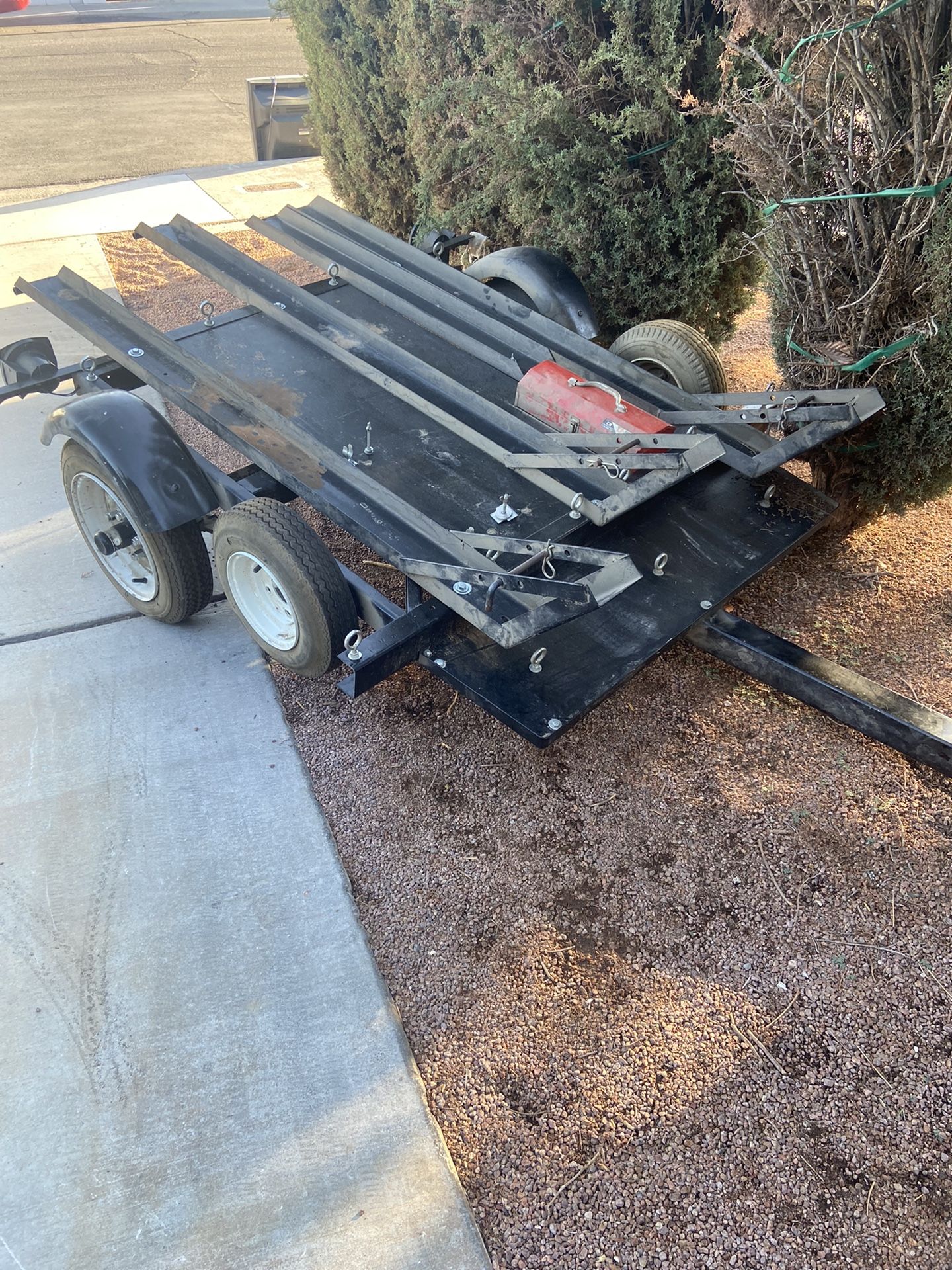 3 Bike Motorcycle Trailer with Ramp And Tool Box 