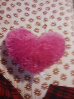 Heart pillow