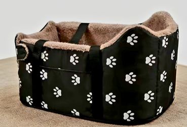 The Pet Car Armresr Nest
