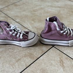 Girls Converse 11.5