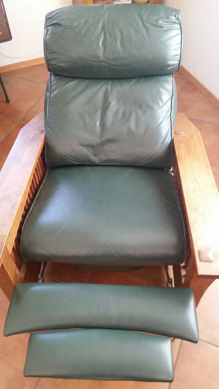 Stickley Leather Mission Recliner