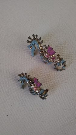 Mom and daughter sea Horus pendant