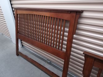 Solid wood queen size bed