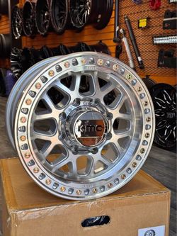 Kmc km549 GRS 17x9 8x170 +18 Wheels Tires 35x12.50R17 Ford F250 F350 17” Rims Tires