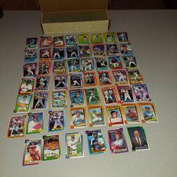 780 TOPPS 1990 BASEBALL CARDS WITH HALL OF FAMERS AND INCLUDES KEN GRIFFEY JR AND FRANK THOMAS ROOKIE CARDS NO DUPLICATES 