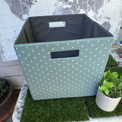 Storage  De Tela.   L.  34.      Tengo 6   Si Quieres Mas De Una