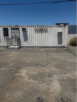 40’ Portable Office / Tiny Home / Storage Container – Electrical Installed – Best Offer