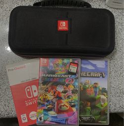 Mario kart deluxe, Minecraft, FIFA 22, NBA2K 20, Nintendo case