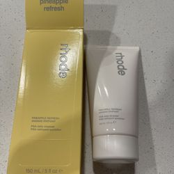 Rhode Pineapple Refresh Daily Cleanser 