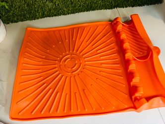 Silicone grill mat for accessories! Brand new