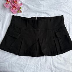 Black Mini skirt