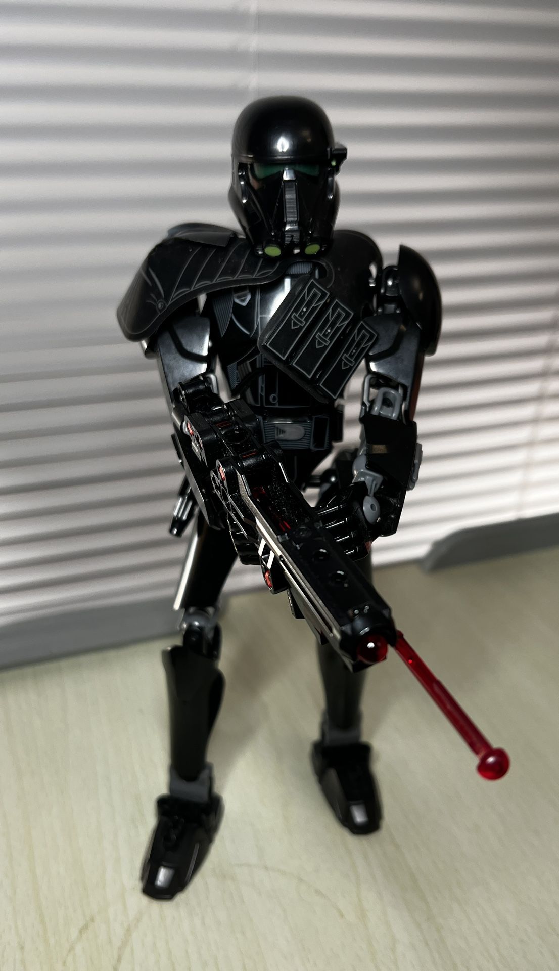 Lego Star Wars Imperial Death Trooper (75121) — large figure, 100% complete