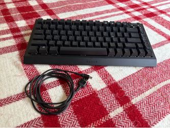 Razer blackwidow 75% mechanical keyboard
