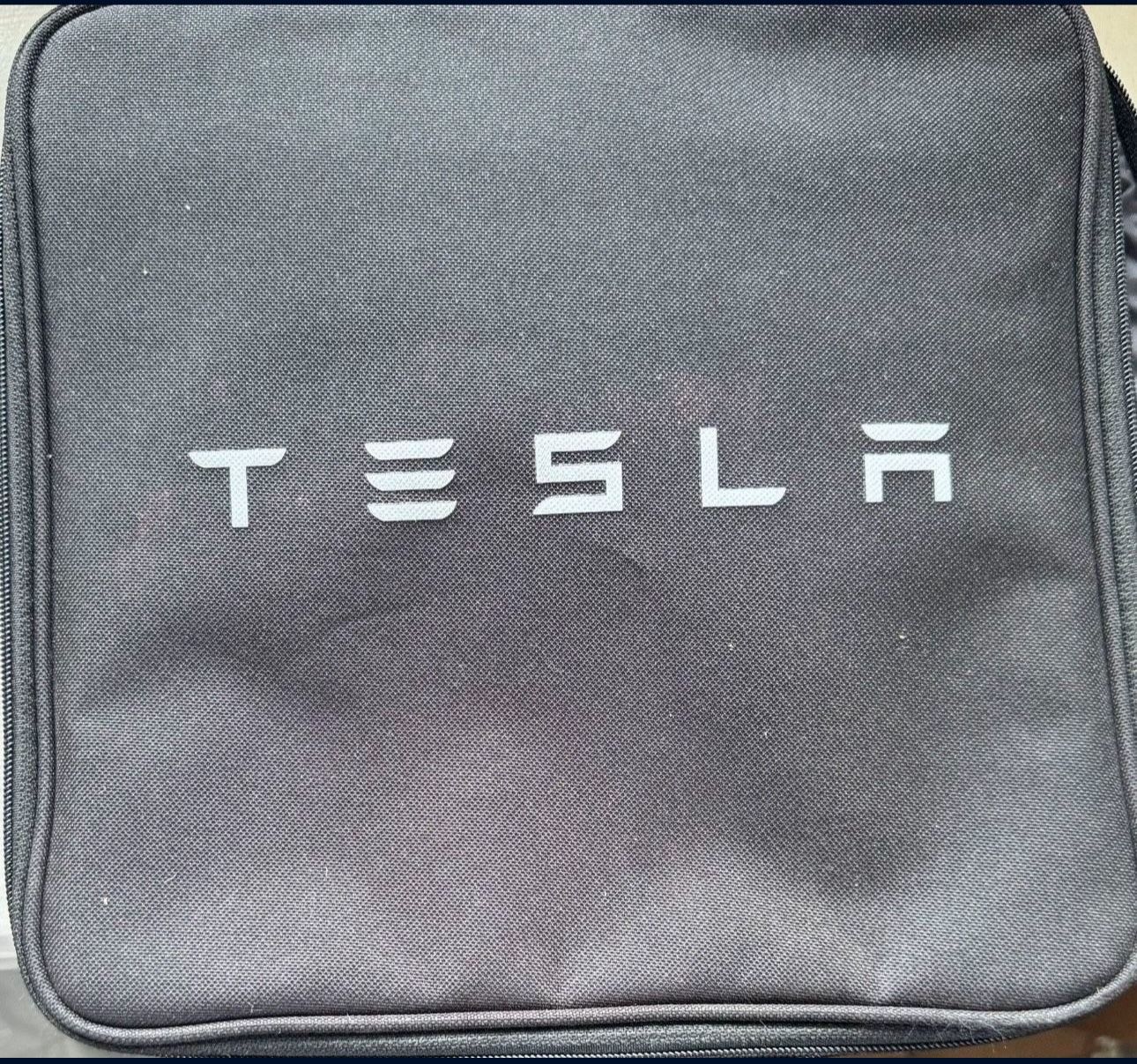 Slightly Used Tesla Gen 2 Mobile Charger