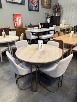 Round dining set 5-piece set NEW