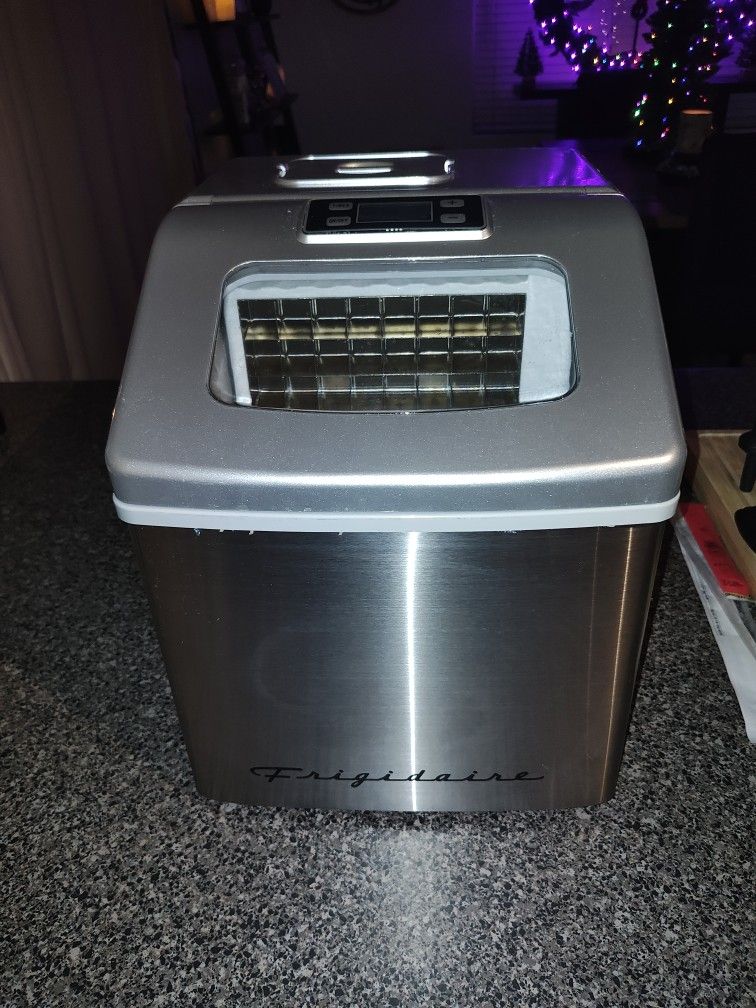 Ice Maker
