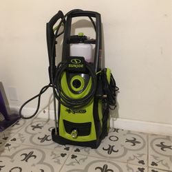 SunJoe Pressure Washer 