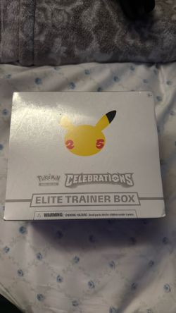 Pokémon 25 year celebrations etb