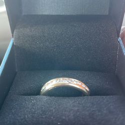 Previously Owned Men’s Wedding Band