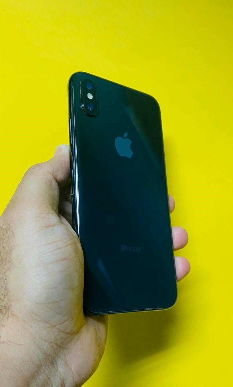 iPhone X 64gb Unlocked $450 (finance for $50 down, no credit needed) Black