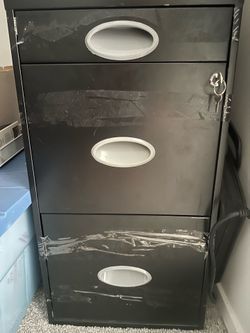 3 Tier Lock File Metal File cabinet 26 tall x14 wide x18depth 20.00