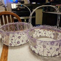 2 Brand New Glitter Baskets Purple/White.