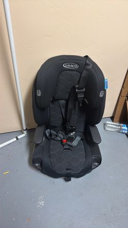 Graco Black Child Car Seat with Harness