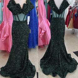 New With Tags Size 10 Emerald Sequin Formal Dress & Prom Dress $199