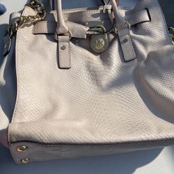 Michael Kors Hand Bag