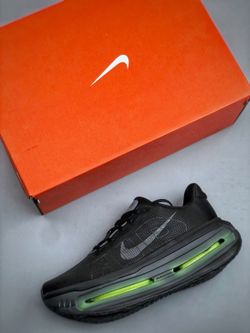 Nike Air Max Black Running Shoes