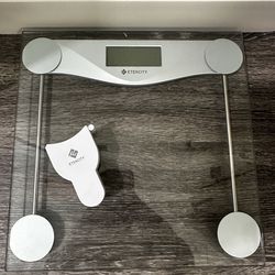 Scale & Measuring Tape