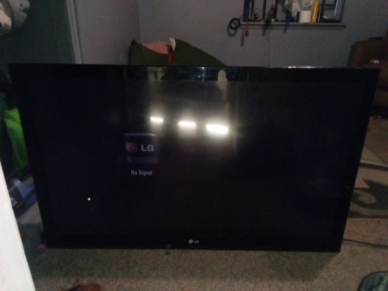 Flat-screen TV Lg 47"