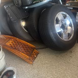 Toyota Tundra Wheels And Tires 