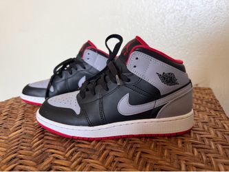 Nike Air Jordan 1 Mid GS Youth Size 4.5Y Shadow Bred Sneakers DQ8423-006