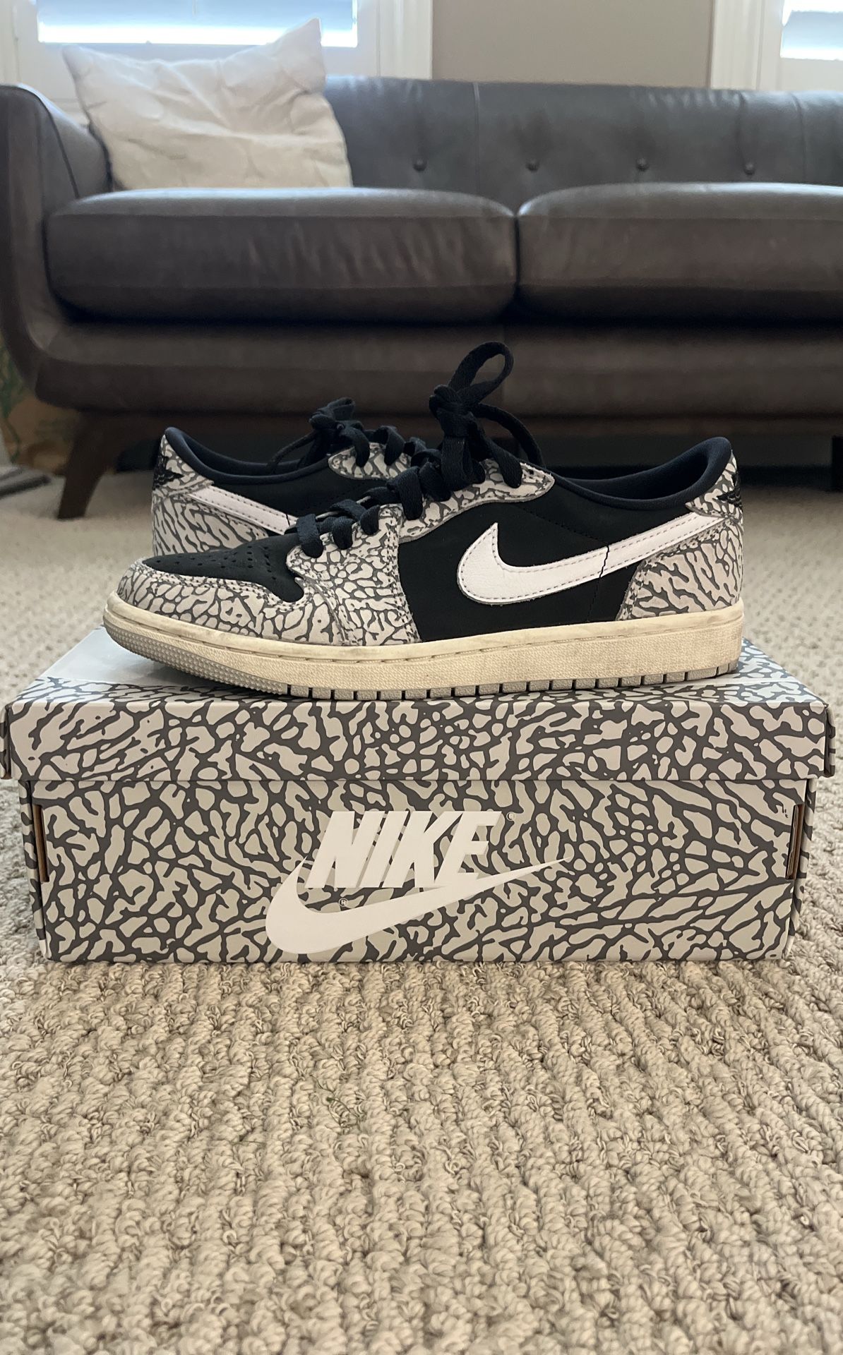 Jordan 1 Lows Size 6.5