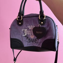 JUICY COUTURE VINTAGE BAG!☺️  it’s brand new never wore in very good condition