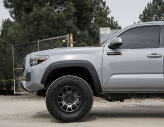 Rrw Rr5 S Offroad Wheels 32 33 A T Tires Combo Ranger Tacoma 4runner Gx470 Fj Cruise Silverado 1500 For Sale In El Monte Ca Offerup Rrw Rr5 S Offroad Wheels 32 33 A T Tires Combo Ranger Tacoma 4runner Gx470 Fj Cruise Silverado 1500 For Sale In El Monte Ca Offerup