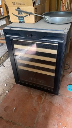 U Line Wine fridge Built In