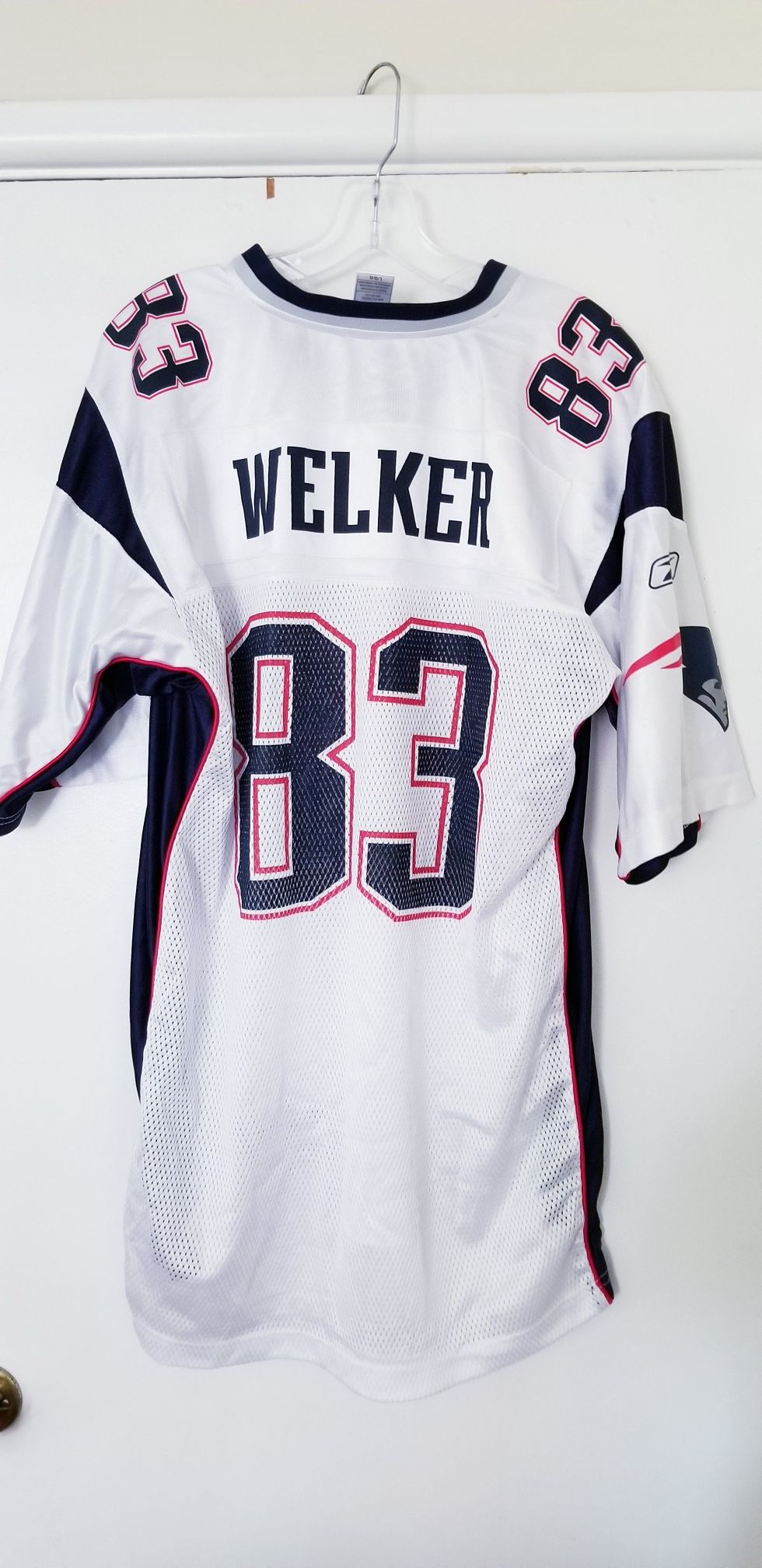 Wes Welker Patriots Large Jersey in Excellent Condition!