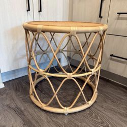 Rattan Side Table – Boho / Coastal Style 🌊 🐚