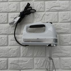 KitchenAid - 9-Speed Hand Mixer  - White 