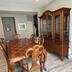Dining Set, Hutch & Entry Table