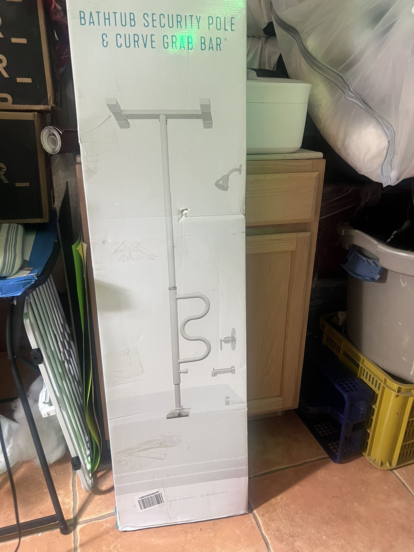 Bathtub Security Pole And Grab Bar