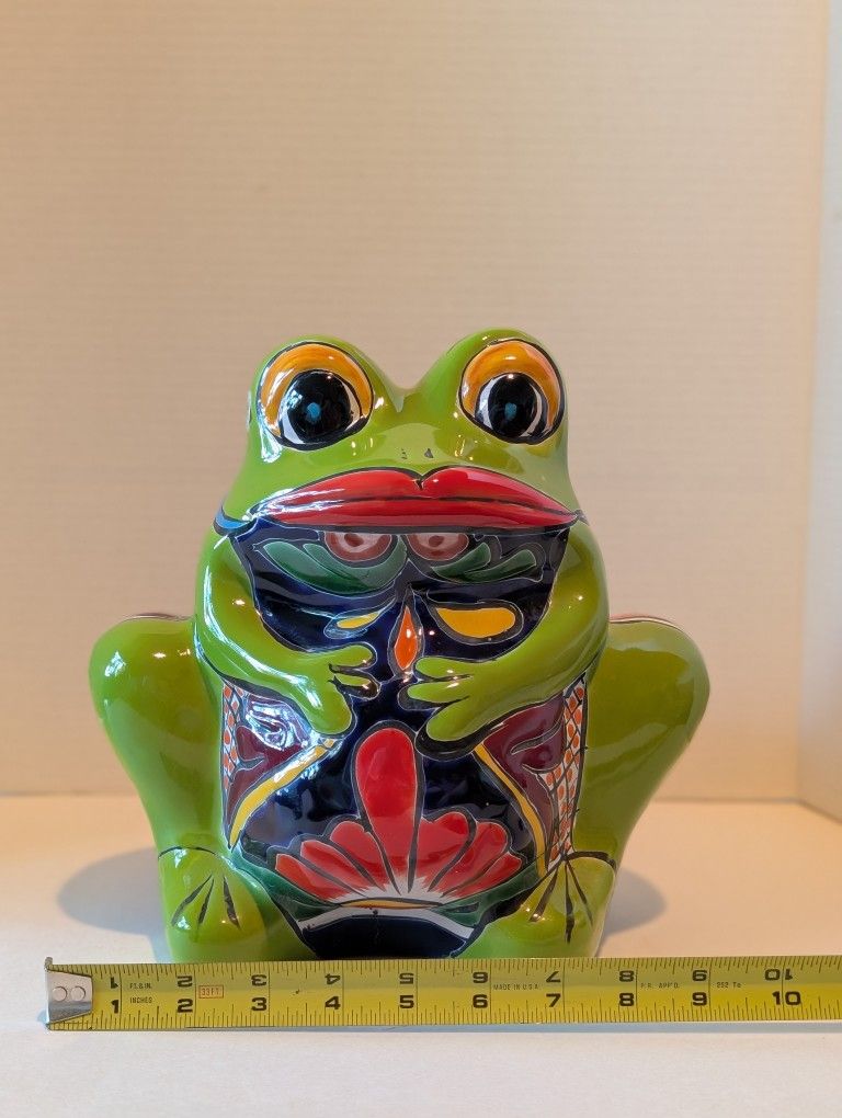 Talavera Frog Pot
