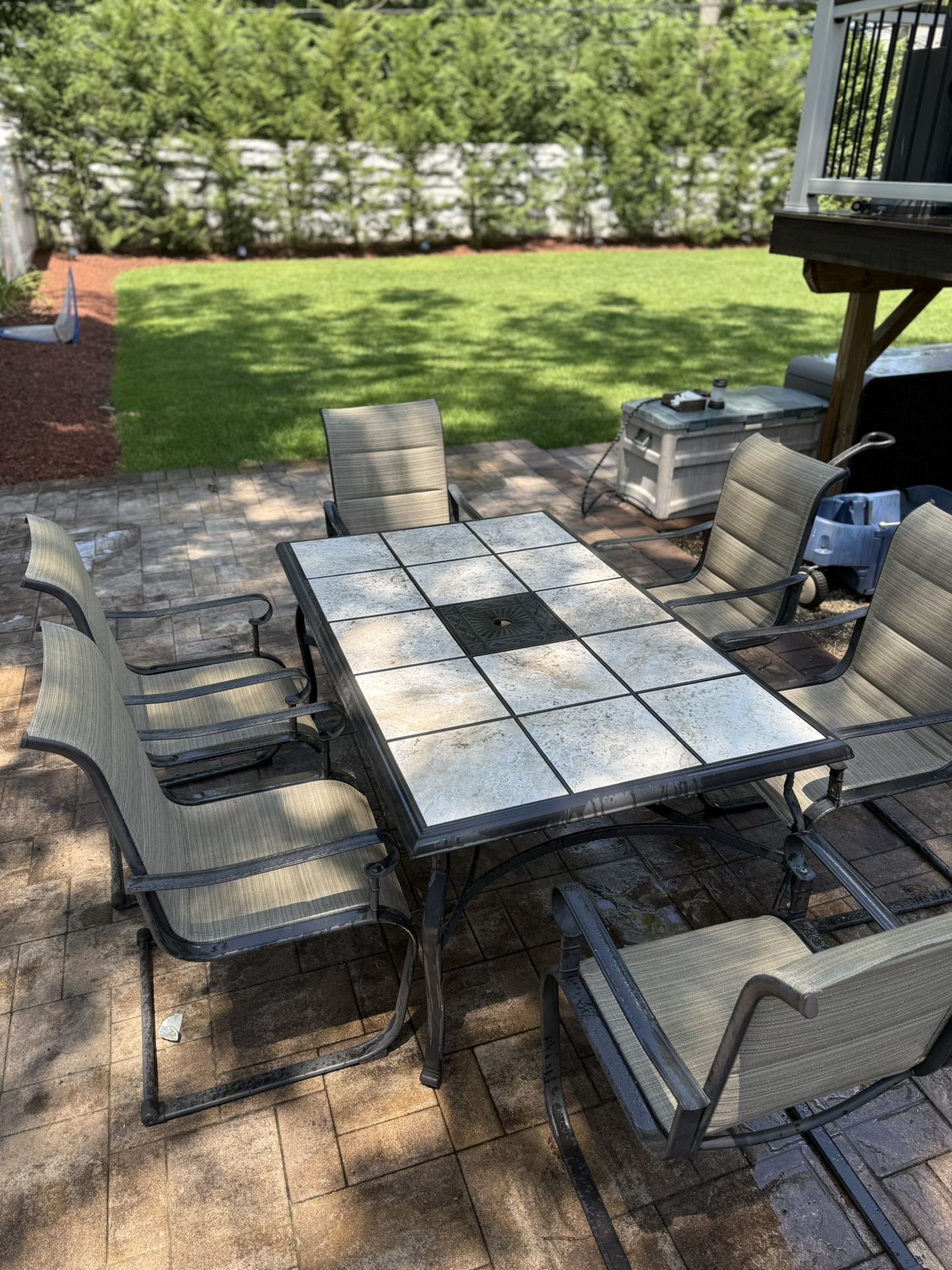 Patio Table 6 Chairs