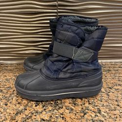 Kids Snow Boots Size 2 (kids) & Size 12 (toddler)