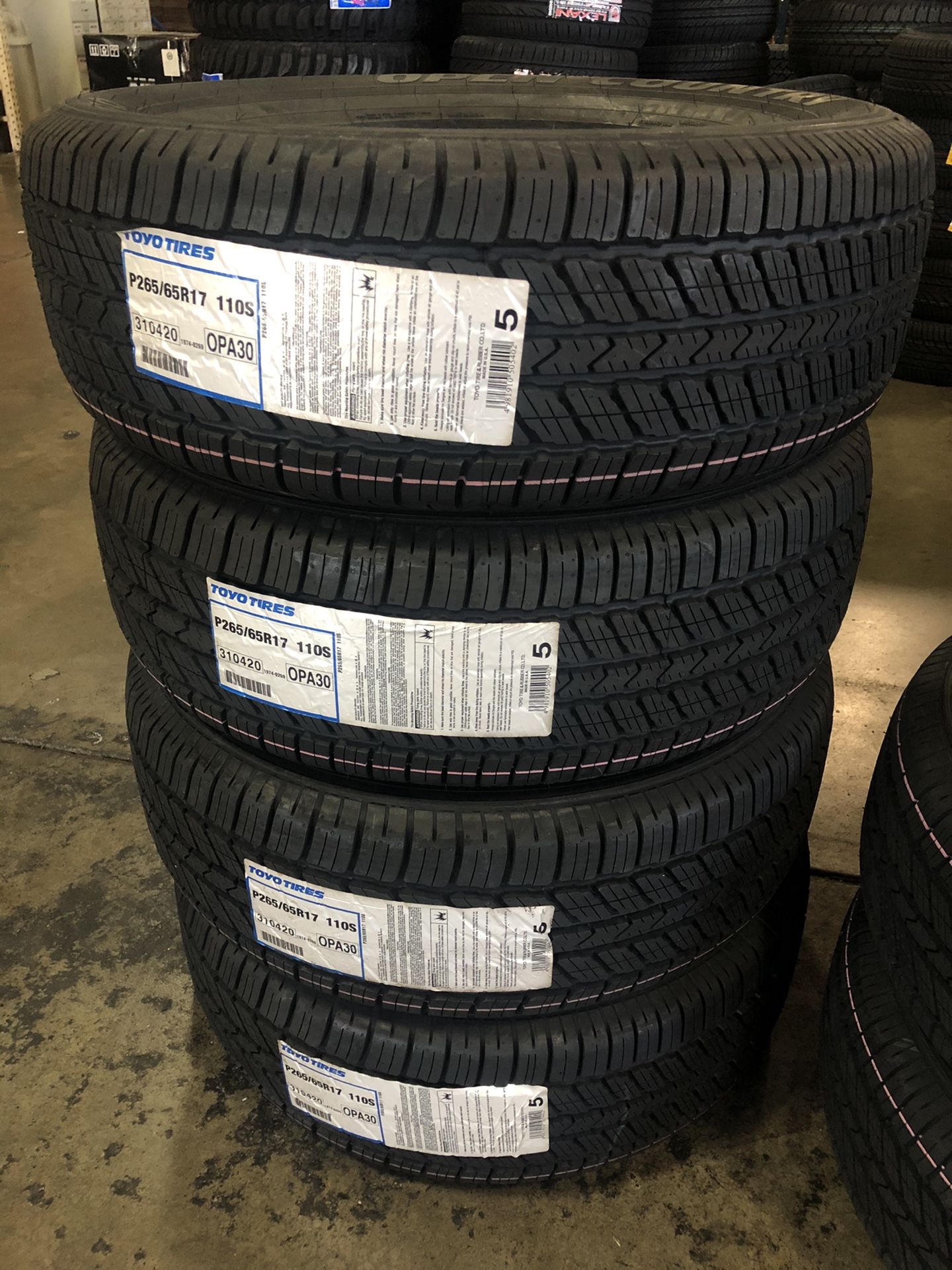 265/65R17 TOYO TIRES *Special Offer*