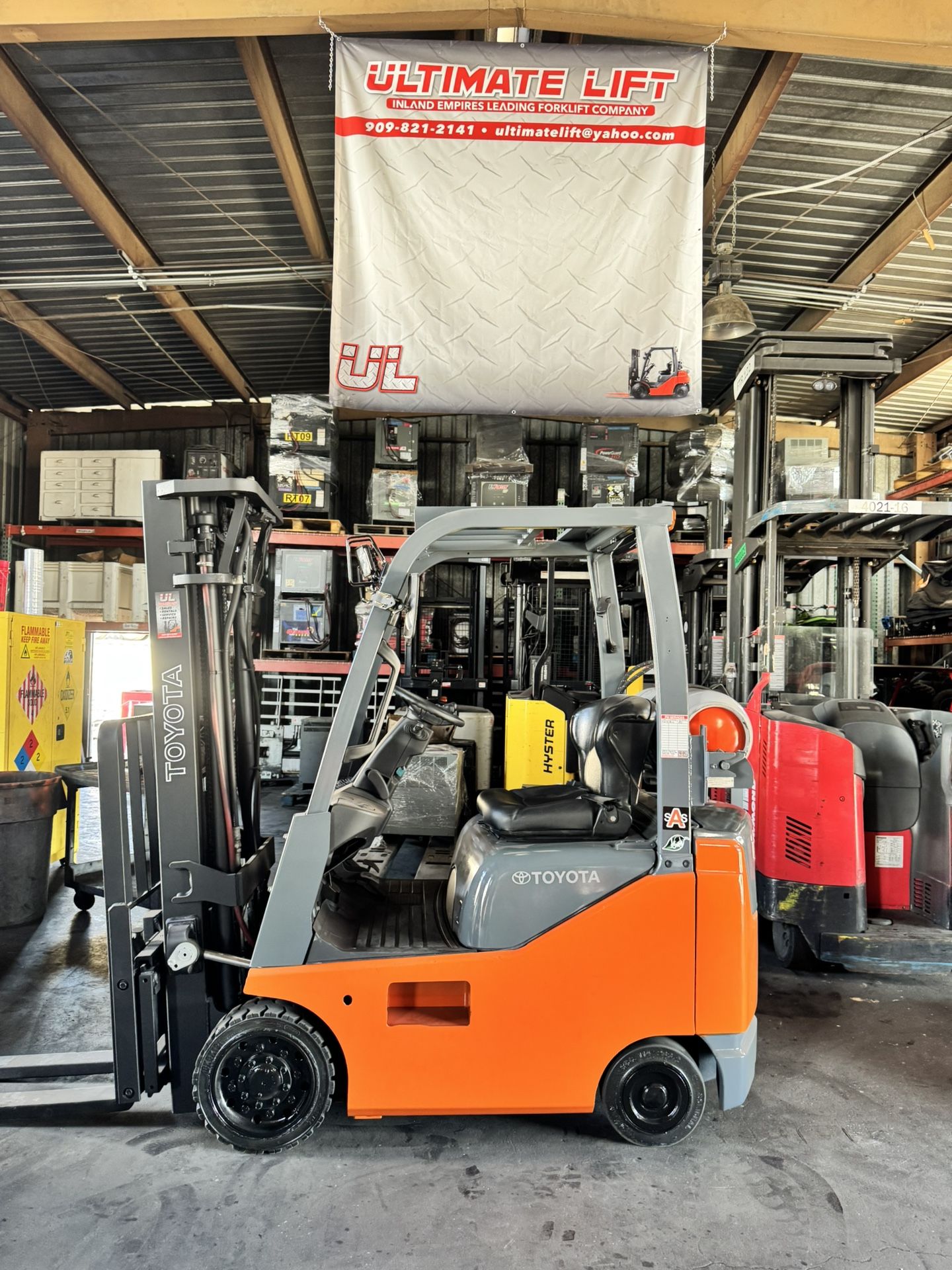 TOYOTA PROPANE FORKLIFT 