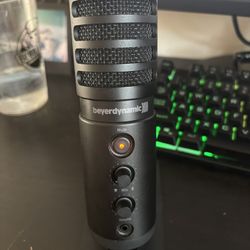 Microphone 