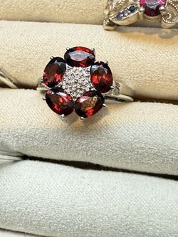 Red garnet 